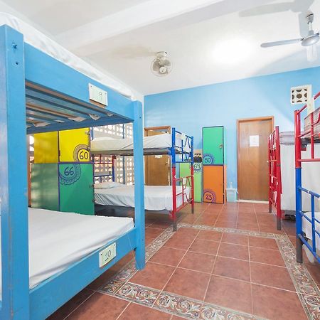 Hostel Playa プレヤデルカーメン エクステリア 写真