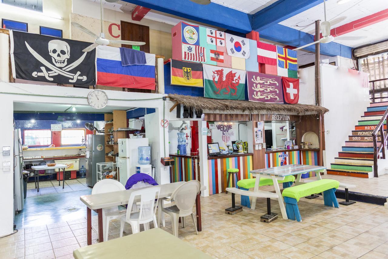 Hostel Playa プレヤデルカーメン エクステリア 写真