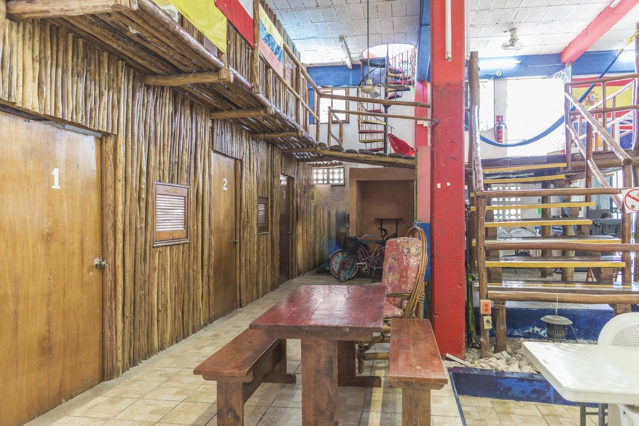 Hostel Playa プレヤデルカーメン エクステリア 写真