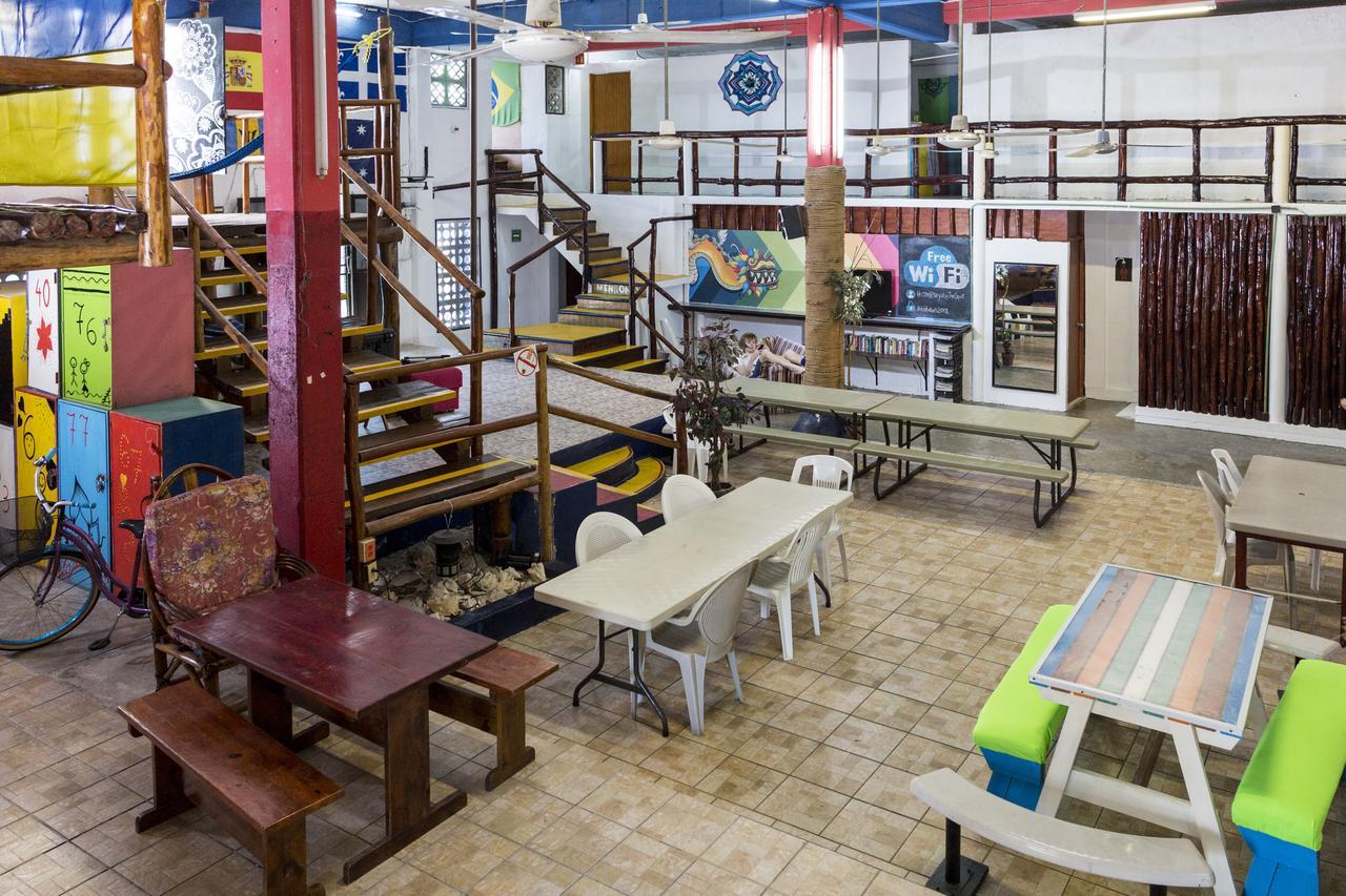 Hostel Playa プレヤデルカーメン エクステリア 写真
