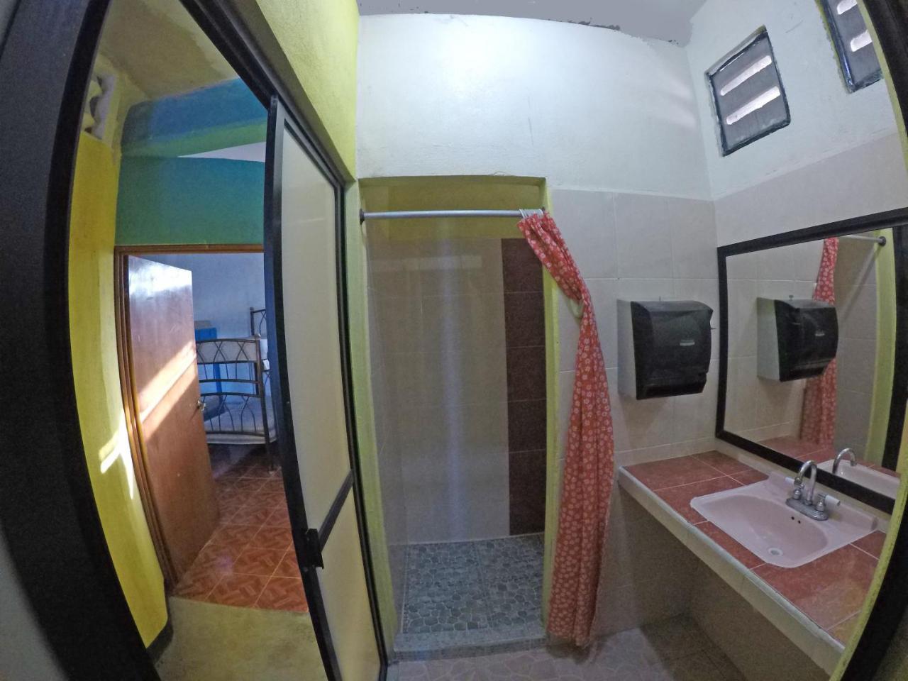 Hostel Playa プレヤデルカーメン エクステリア 写真