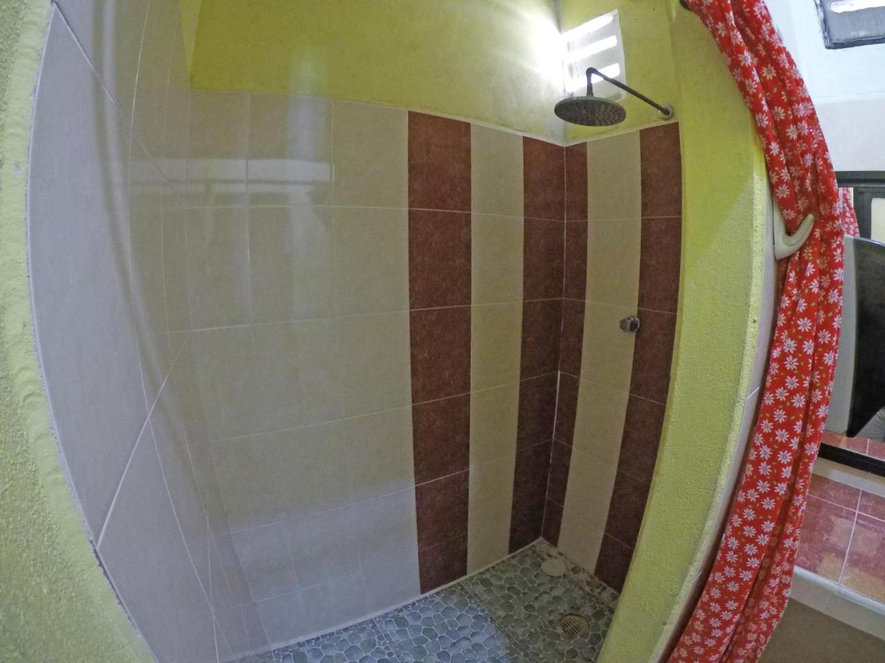 Hostel Playa プレヤデルカーメン 部屋 写真